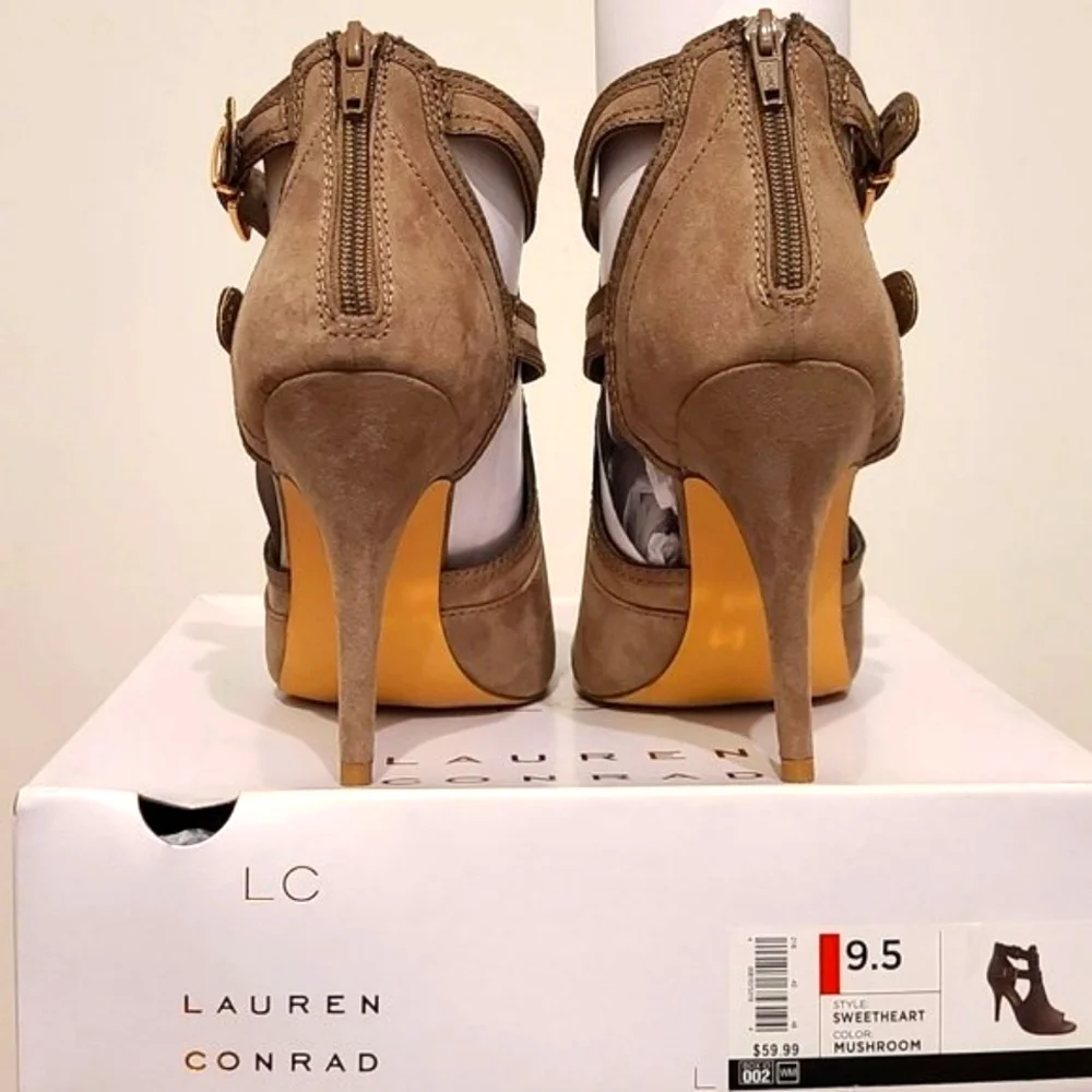 Open Toe Heels - Picture 3 of 5